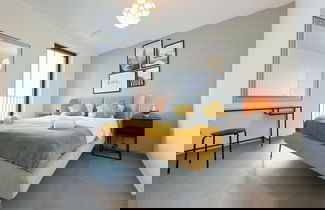 Photo 1 - Beautiful 1 bedroom flat w terrace