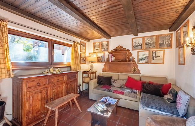 Lovely Apartment In Courmayeur - Photo 14