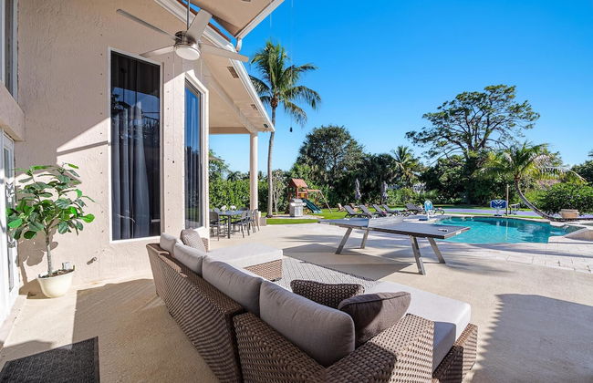 Luxurious 7-Bedroom Villa with Pool & Games - Foto 65