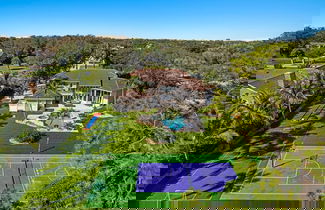 Photo 1 - Luxurious 6-Bedroom Villa with Pool & Games
