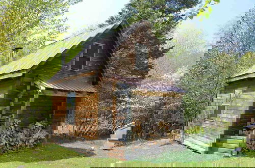 Foto 43 - Relaxing Nature Retreat Perfect for Large Groups
