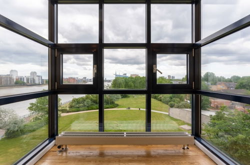 Photo 22 - Bright, Modern One-bed With Stunning View of Thames