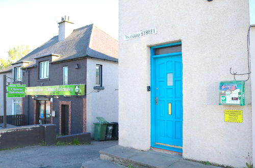 Photo 40 - Bright 4 Bed Family Home by the Canal