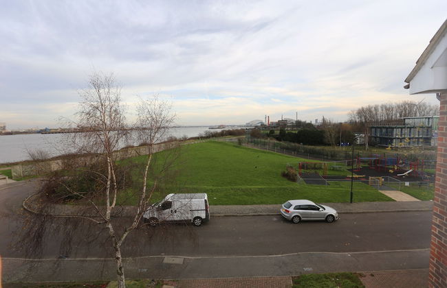 Lovely Studio Apartments - Thamesmead - Foto 18