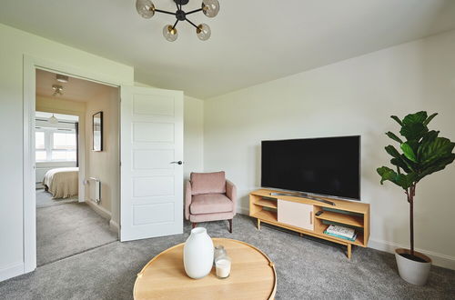 Photo 20 - Warwick Serviced Home for 8 walking distance to University