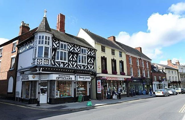 5-bed Town House in Newport - Foto 15