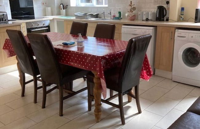 5-bed Town House in Newport - Foto 1
