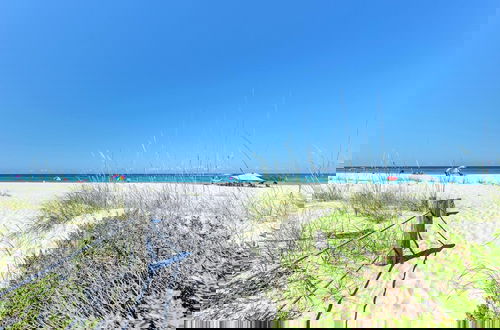 Foto 37 - Absolute Paradise Ami-private Beach Access-water Views From Every Window-heated Pool- Walk To 14 Restaurants