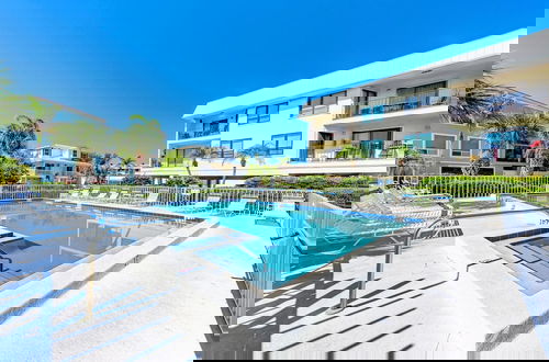 Foto 36 - Absolute Paradise Ami-private Beach Access-water Views From Every Window-heated Pool- Walk To 14 Restaurants