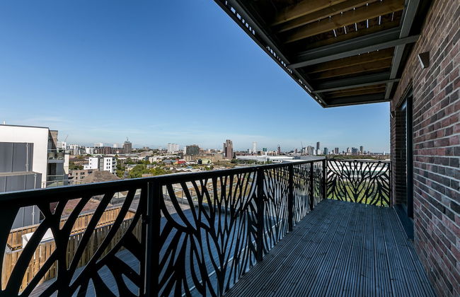 London Riverview - Canary Wharf - Excel - Photo 1