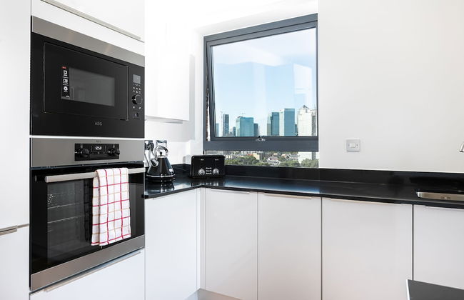London Riverview - Canary Wharf - Excel - Photo 12