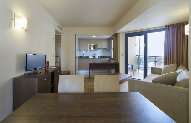 MS Apartamentos Puerto Marina - Foto 9