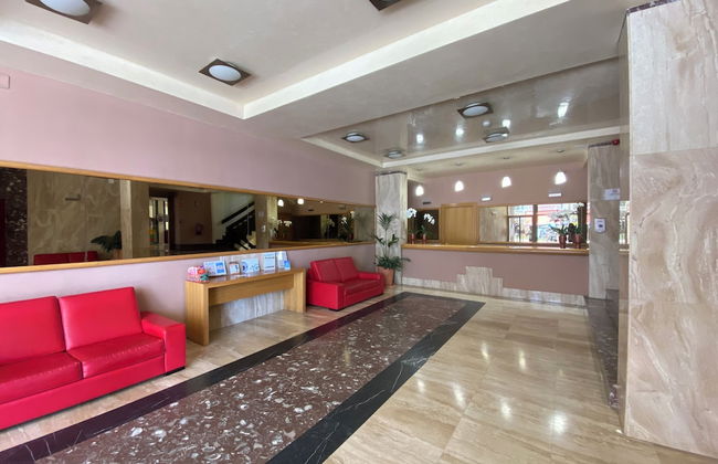 MS Apartamentos Puerto Marina - Foto 4