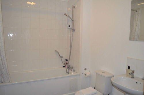 Photo 25 - Spacious 3 Bedroom Flat in the City Centre