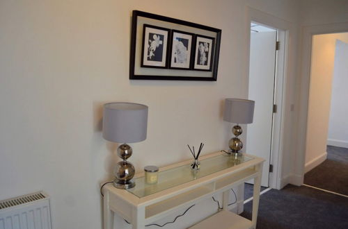 Photo 5 - Spacious 3 Bedroom Flat in the City Centre