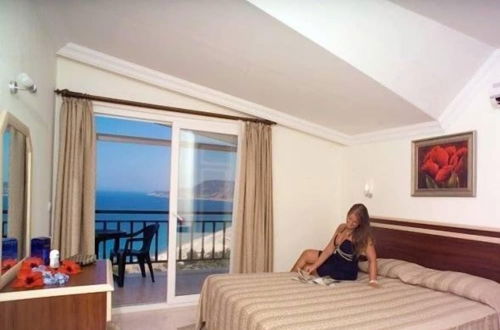 Photo 4 - Bella Vista Suit Hotel