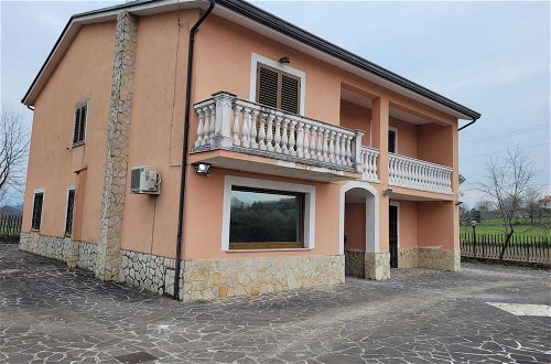 Photo 1 - Immaculate 4-bed House in Cassino Villa Aurora