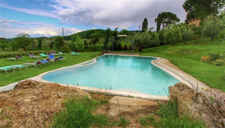 Foto 1 - Rustic Villa with Private Pool near Montepulciano