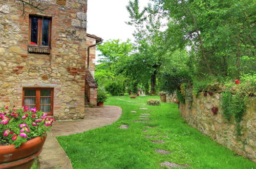 Foto 32 - Rustic Villa with Private Pool near Montepulciano