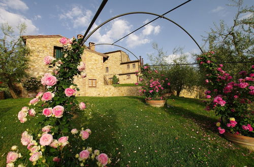 Foto 1 - Rustic Villa with Private Pool near Montepulciano