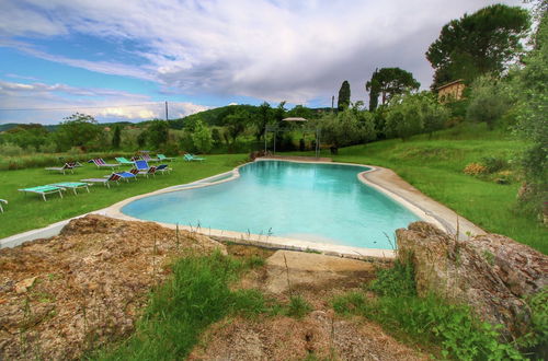 Foto 26 - Rustic Villa with Private Pool near Montepulciano