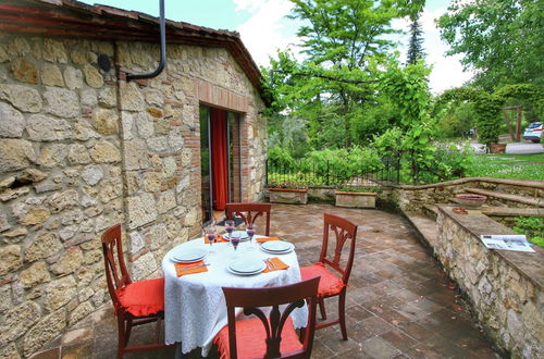 Foto 15 - Rustic Villa with Private Pool near Montepulciano