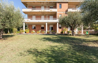 Photo 1 - Apartment in Tuoro sul Trasimeno With Pool