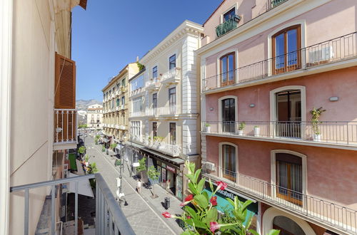 Photo 21 - Deluxe Home in Sorrento Old Town with Balconies