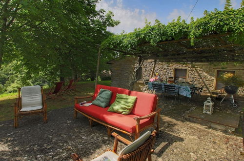 Photo 12 - Detached Cottage With Swimming Pool