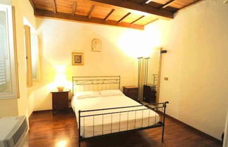 Photo 2 - Spanish Step Suite