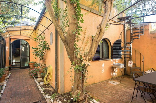 Photo 18 - Rental In Rome Riari Garden Luxury