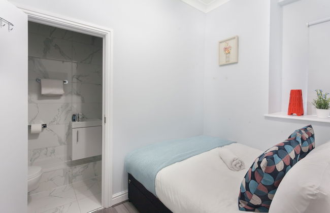 City Apartments Kings Cross - Photo 11