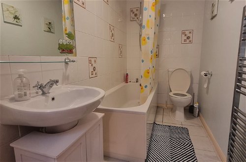 Photo 30 - Lovely 2 Bedroom Apartment With Private Parking