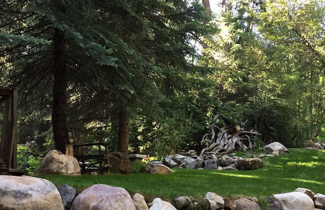 Treehouse by the Stream - Foto 13