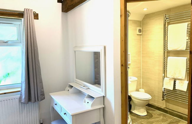 Boutique 3-bed Cottage in Hellingly - Foto 10