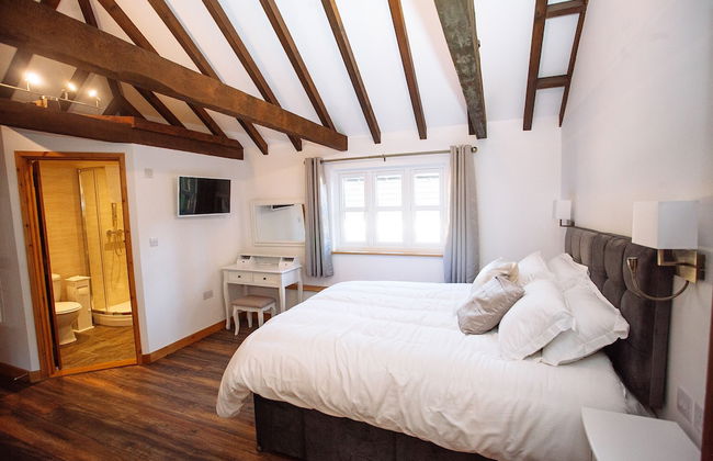 Boutique 3-bed Cottage in Hellingly - Foto 2