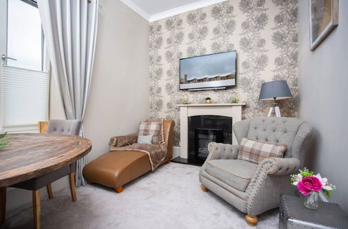 Photo 14 - Luxury Apartment Near the Beach in Nairn, Scotland