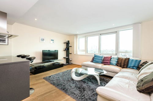 Photo 9 - Luxury Modern 2BD Flat in Centre