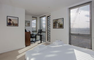 Photo 2 - Contemporary 1 Bedroom Apartment in South London