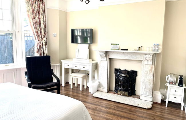 Stunning 6 Bedroom Farmhouse in Hellingly - Foto 11