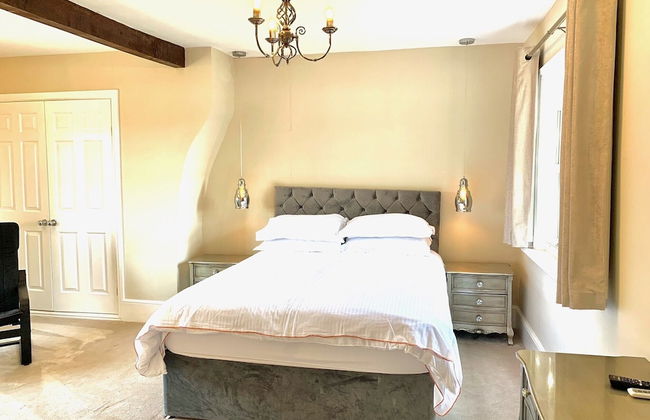 Stunning 6 Bedroom Farmhouse in Hellingly - Foto 8