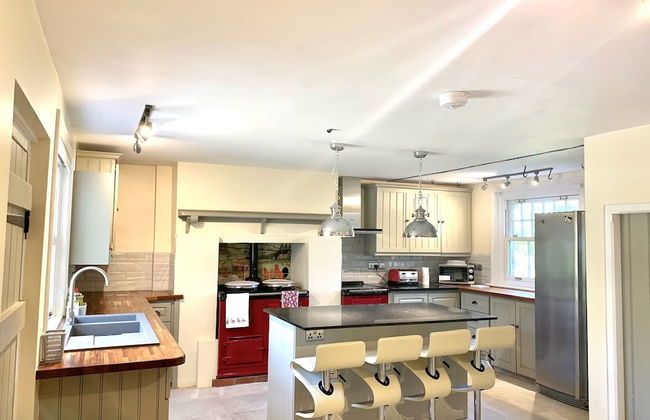Stunning 6 Bedroom Farmhouse in Hellingly - Foto 13