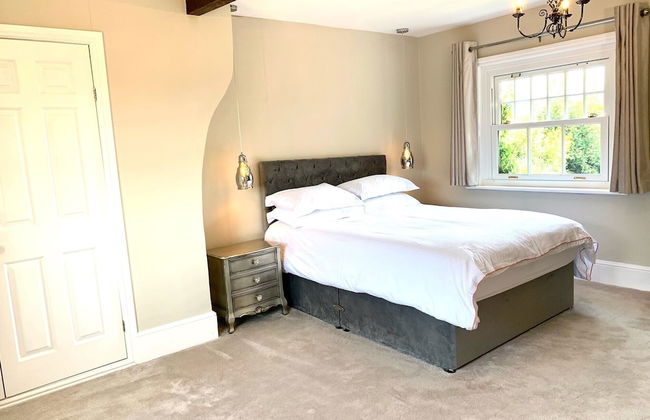 Stunning 6 Bedroom Farmhouse in Hellingly - Foto 6
