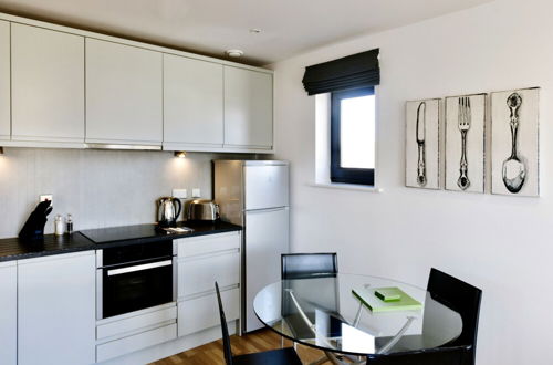 Photo 11 - Your Space Apartments - Eden House