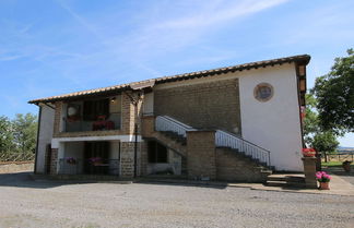 Foto 1 - Belvilla by OYO Farmhouse in Bagnoregio With Pool