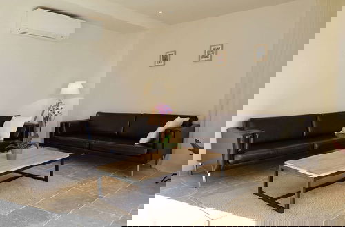 Foto 41 - Classy Apartment in Villeseque-des-corbieres With Swimming Pool