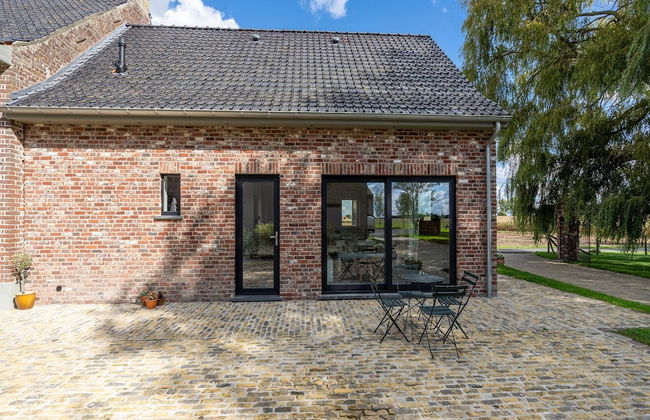 Spacious Holiday Home With Pond in Poperinge - Foto 55