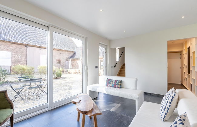 Spacious Holiday Home With Pond in Poperinge - Foto 44