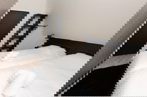 Foto 15 - Luxury Apartment in Renesse With Infrared Sauna