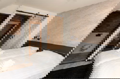 Foto 13 - Luxury Apartment in Renesse With Infrared Sauna